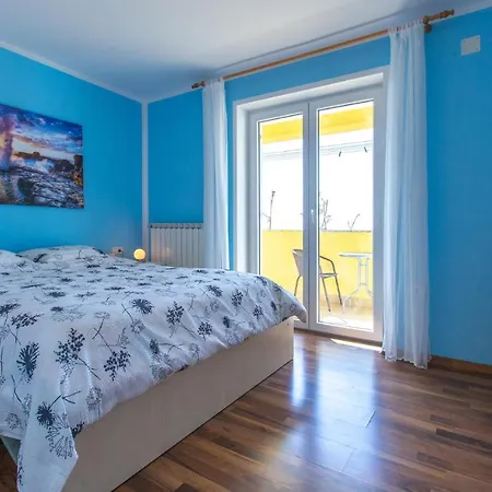 Apartamento Nice In W/ 1 Bedrooms