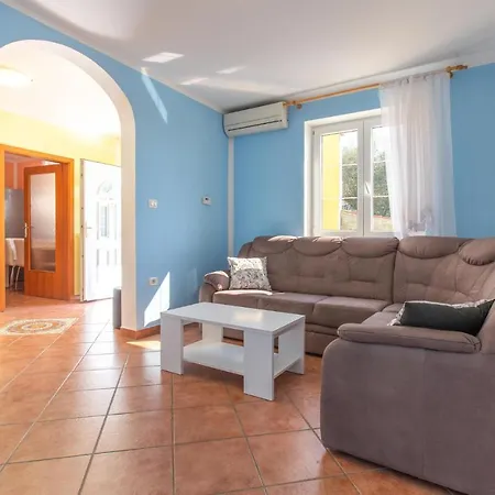 Nice In W/ 1 Bedrooms Appartamento *